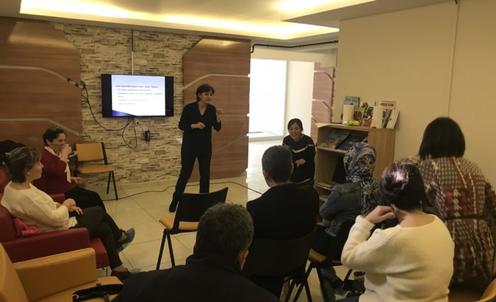 Prof. Dr. Funda ACARLAR tarafından ''Otizmde Erken İletişim Becerileri'' semineri Hasan Kalyoncu Üniversitesi  Özel Eğitim Uygulama ve Araştırma merkezinde gerçekleştirildi
